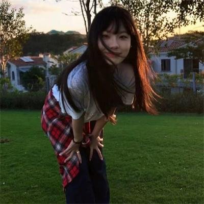 阳台上的女人们